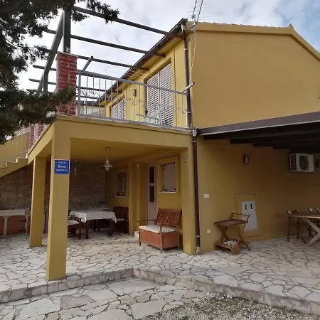 Apartman La Bella Vita, Vir Vir