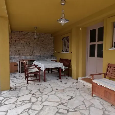 Apartman La Bella Vita, Vir Apartmán Vir